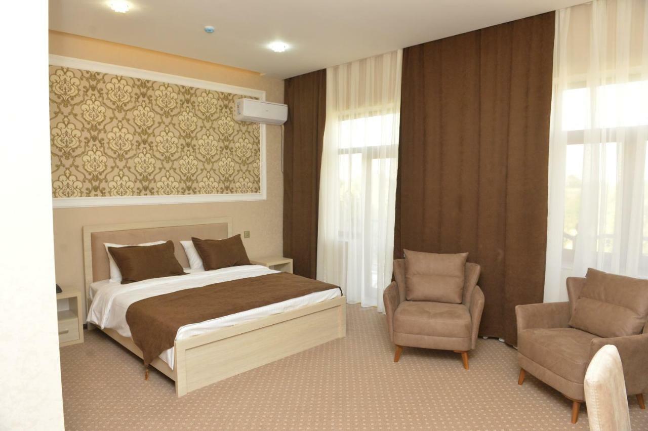 Hirkan Park Hotel Lankaran Exteriör bild